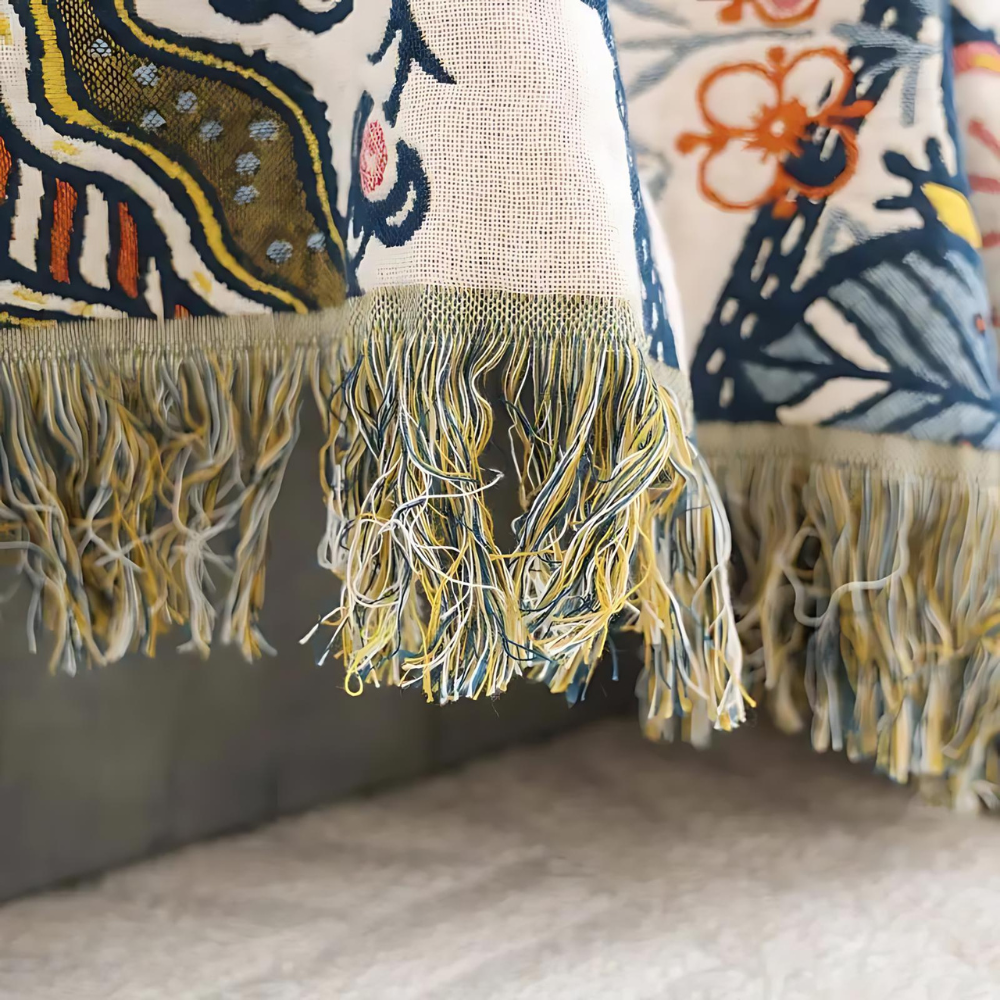 Couverture en Coton Floral Réversible avec Pompons | Élégance et Confort pour Votre Intérieur 3