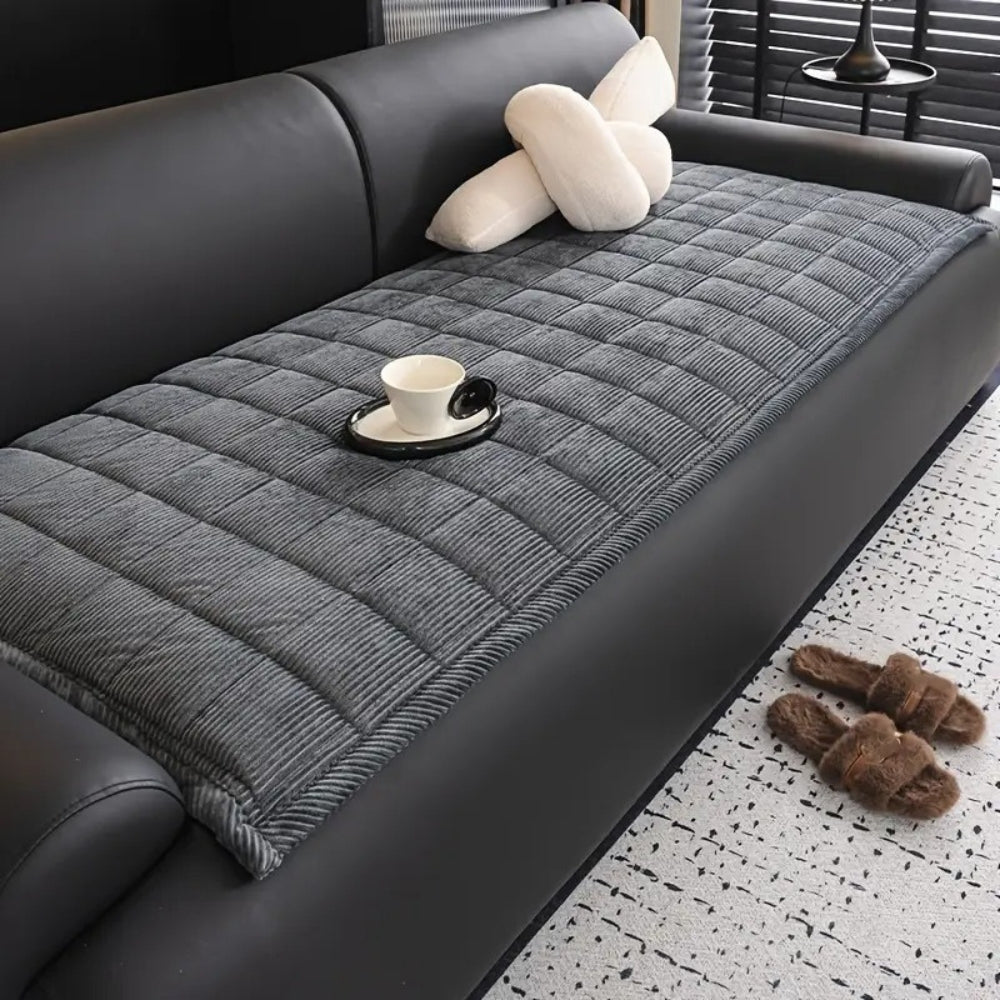 Housse de Canapé Matelassée en Microfibres Antidérapante | Protection Douce pour Confort Quotidien 2