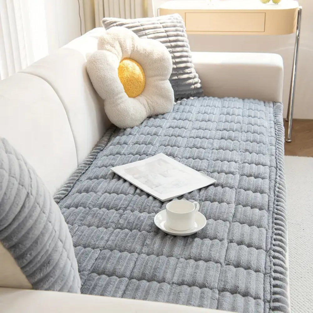 Housse de Canapé en Peluche avec Bords Plissés | Protection Élégante pour Confort et Style 5