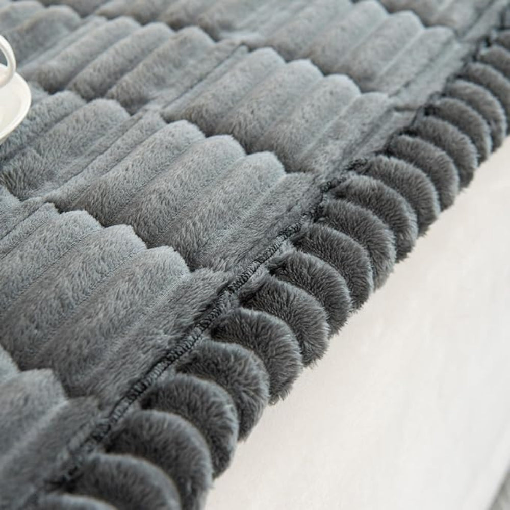 Housse de Canapé en Peluche avec Bords Plissés | Protection Élégante pour Confort et Style 7