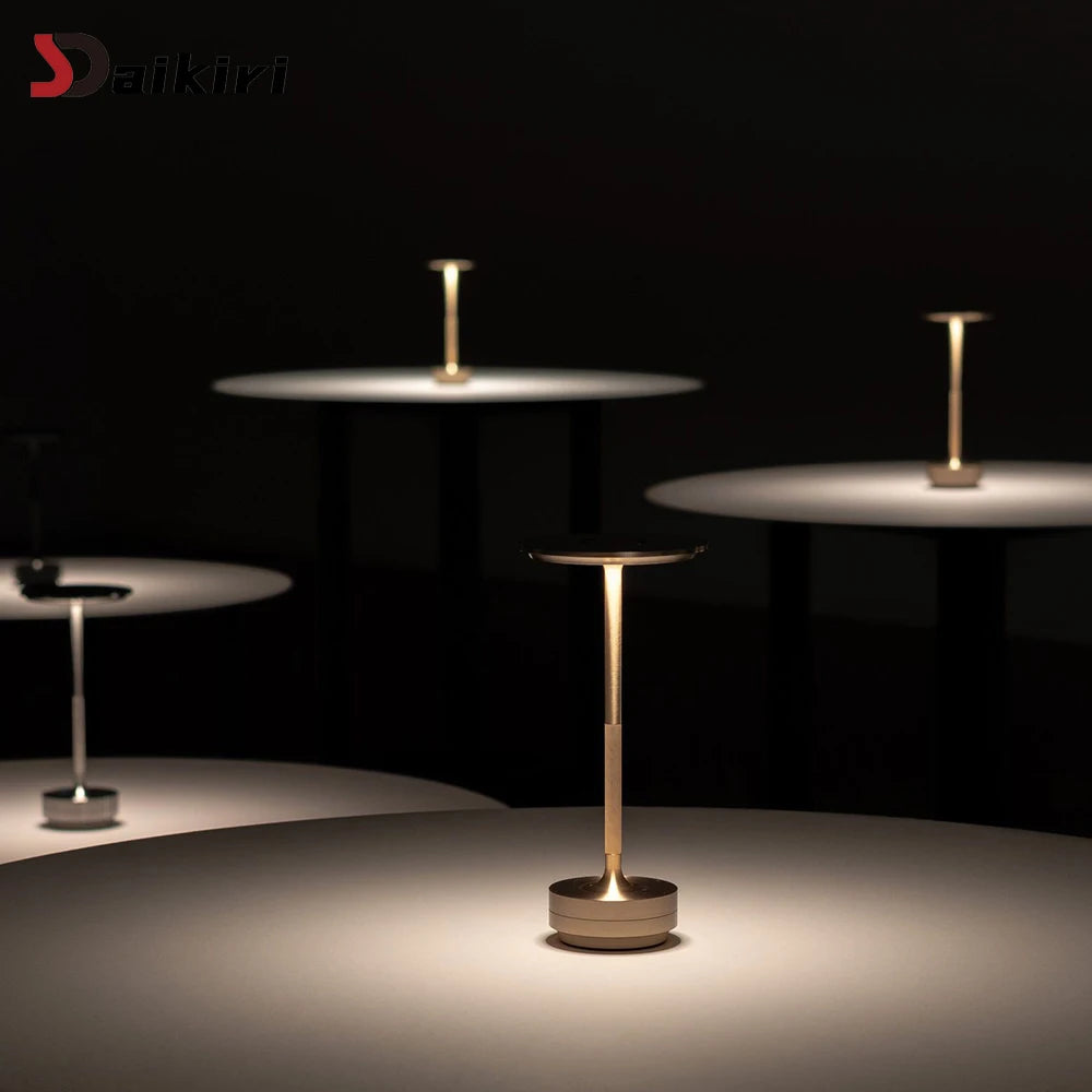 Lampe de Bureau LED avec Gradation Tactile et Design Moderne 5