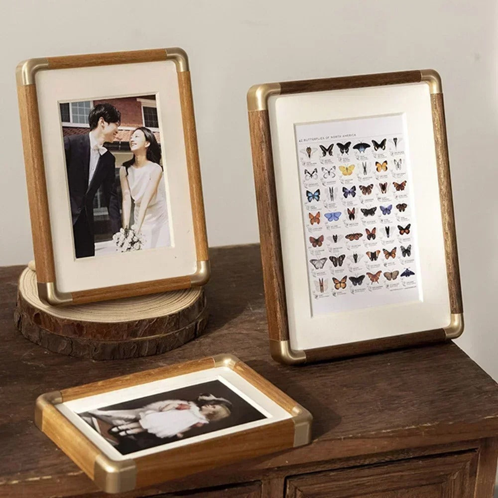 Men's Cadre Photo with Vintage Design and Elegant Accents 3