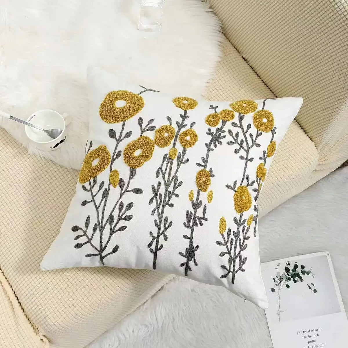 Housse de Coussin Brodée Motif Floral 45 × 45 cm