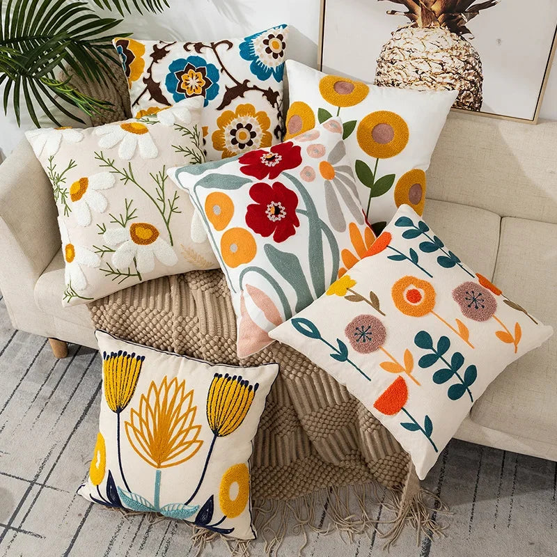 Housse de Coussin Brodée Motif Floral 45 × 45 cm