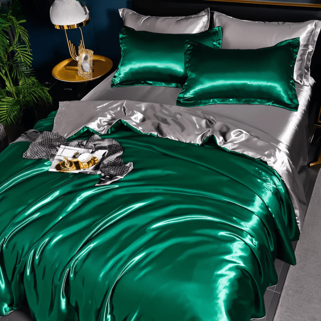 Parure de Lit Satinée – Housse de Couette et Taies