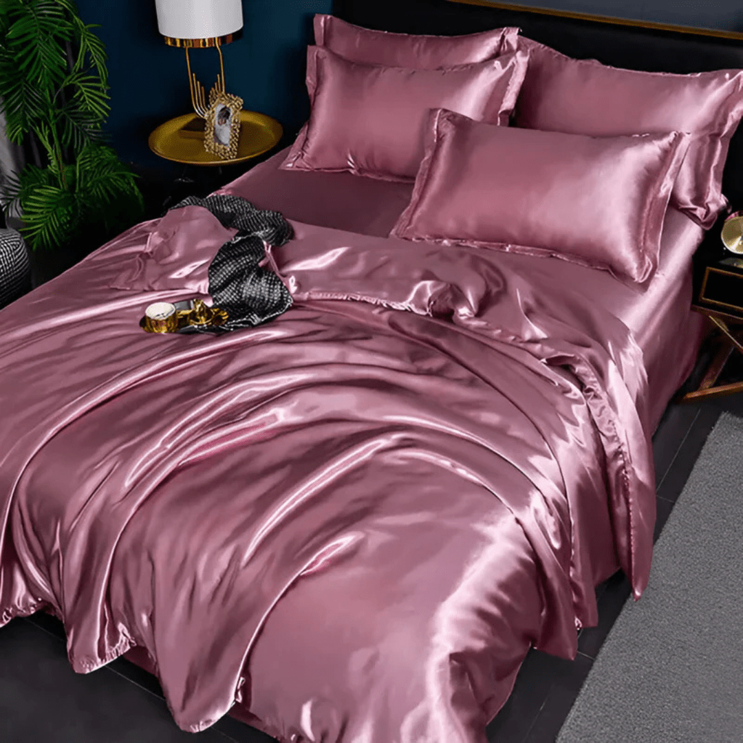 Parure de Lit Satinée – Housse de Couette et Taies