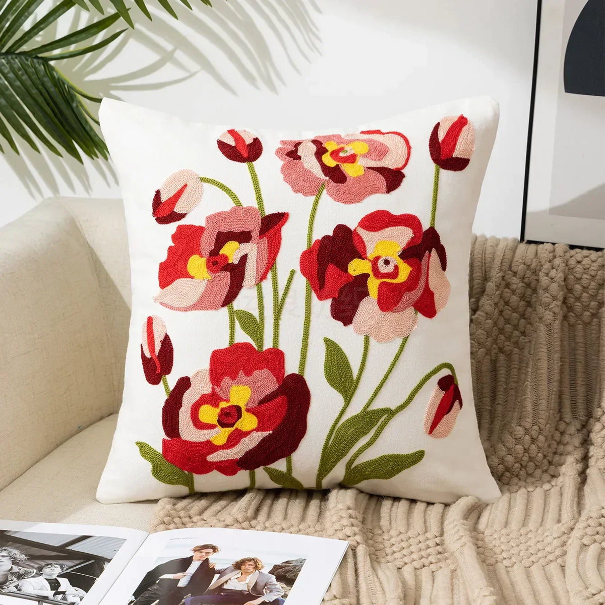 Housse de Coussin Brodée Motif Floral 45 × 45 cm