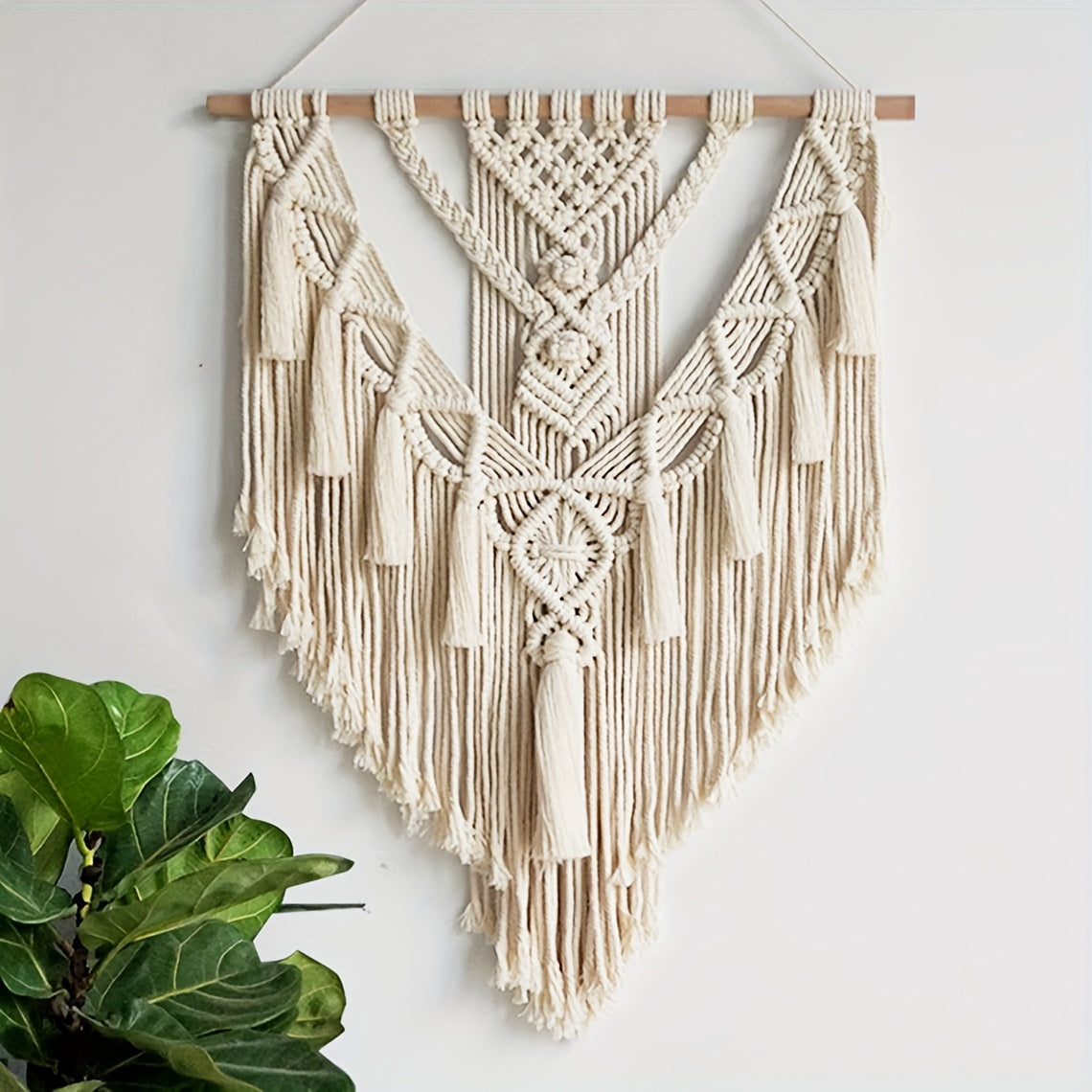 Women's Tenture Murale with Handcrafted Design and Boho Style 2