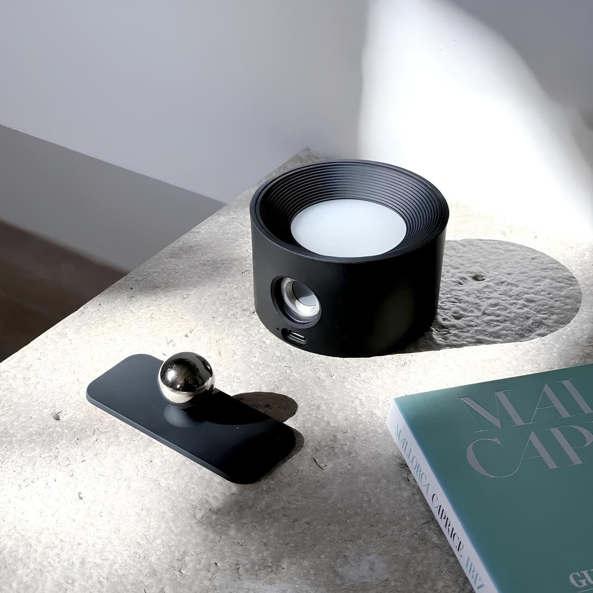 Lampe Murale Sans Fil Rechargeable – Rotation à 360°