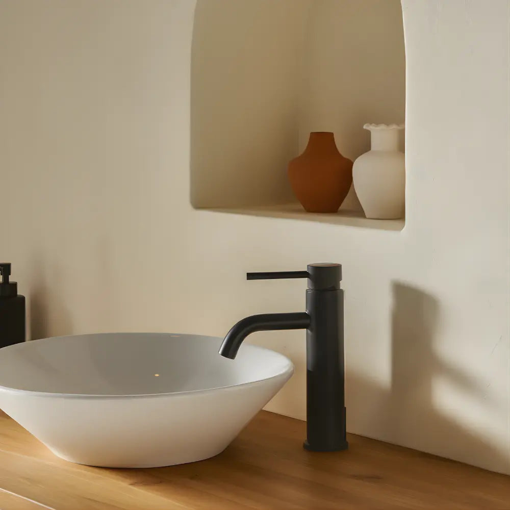 Robinet de salle de bain noir mat