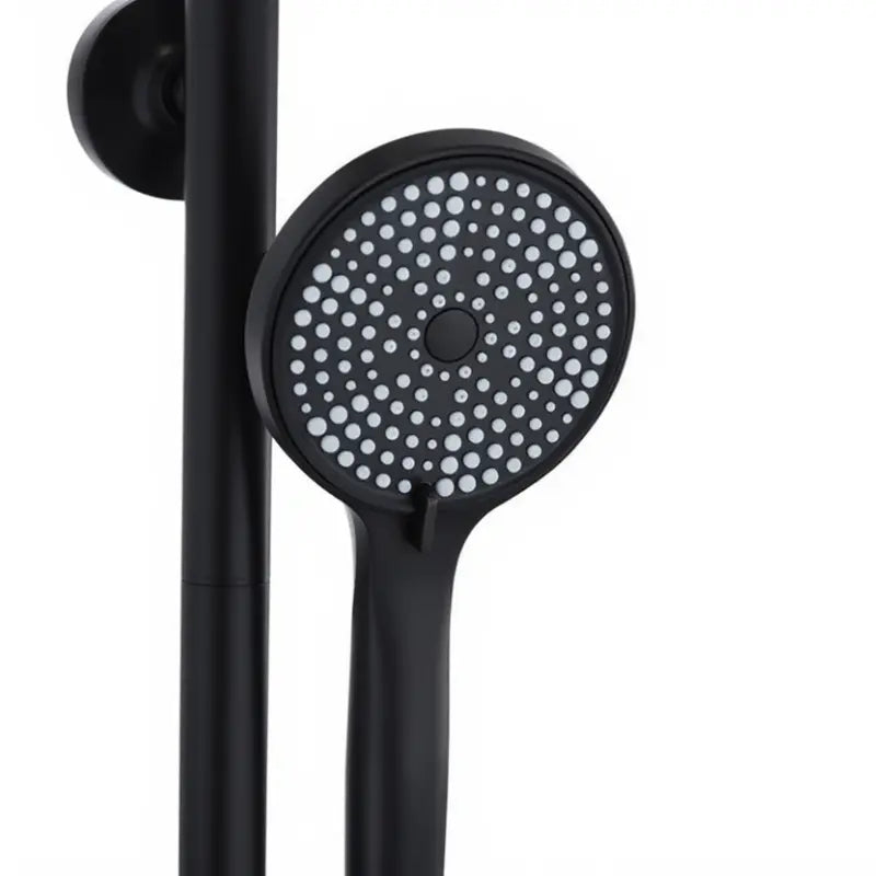 Zoom sur le pommeau de douche noir mat