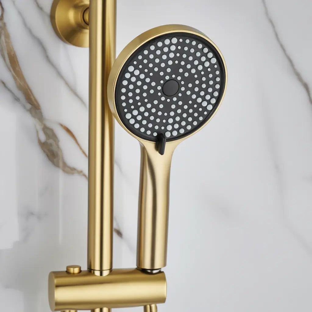 Pommeau de douche de la colonne de douche thermostatique or brossé